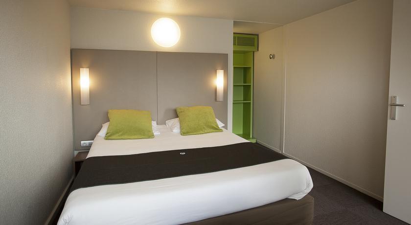 Brit - Taden Hotel
