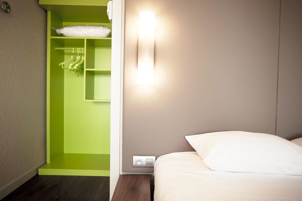 Brit - Taden Hotel